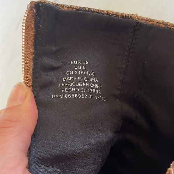 H&M Snake Skin Bootie - Size 8 - Picture 6 of 6